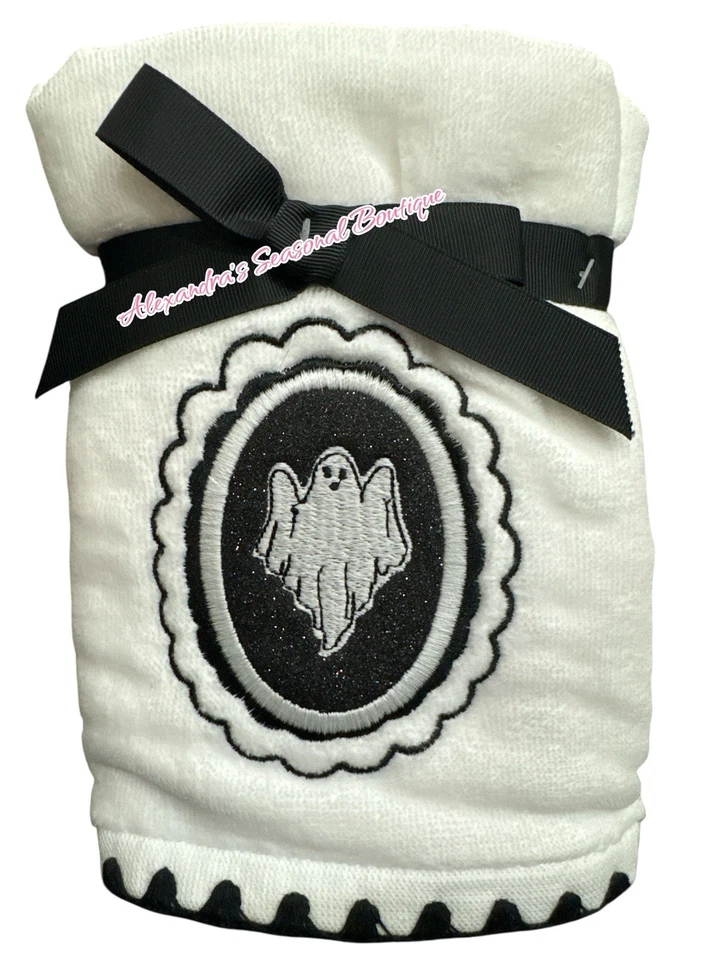 Set Of 2 Halloween Hand Towels, Featuring Sparkling Glitter Ghost 16“ X 28” New - Image 3 of 4