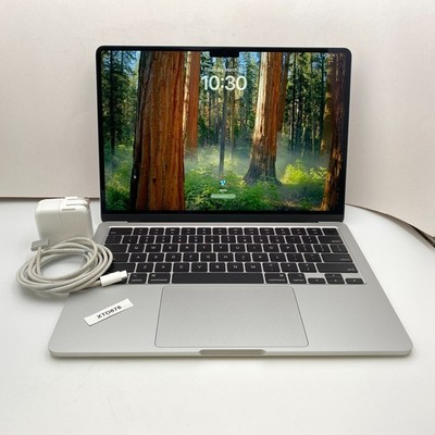 Apple MacBook Air 13'' 2025 - M4 16GB RAM 256GB SSD - Silver A3240 - Open Box