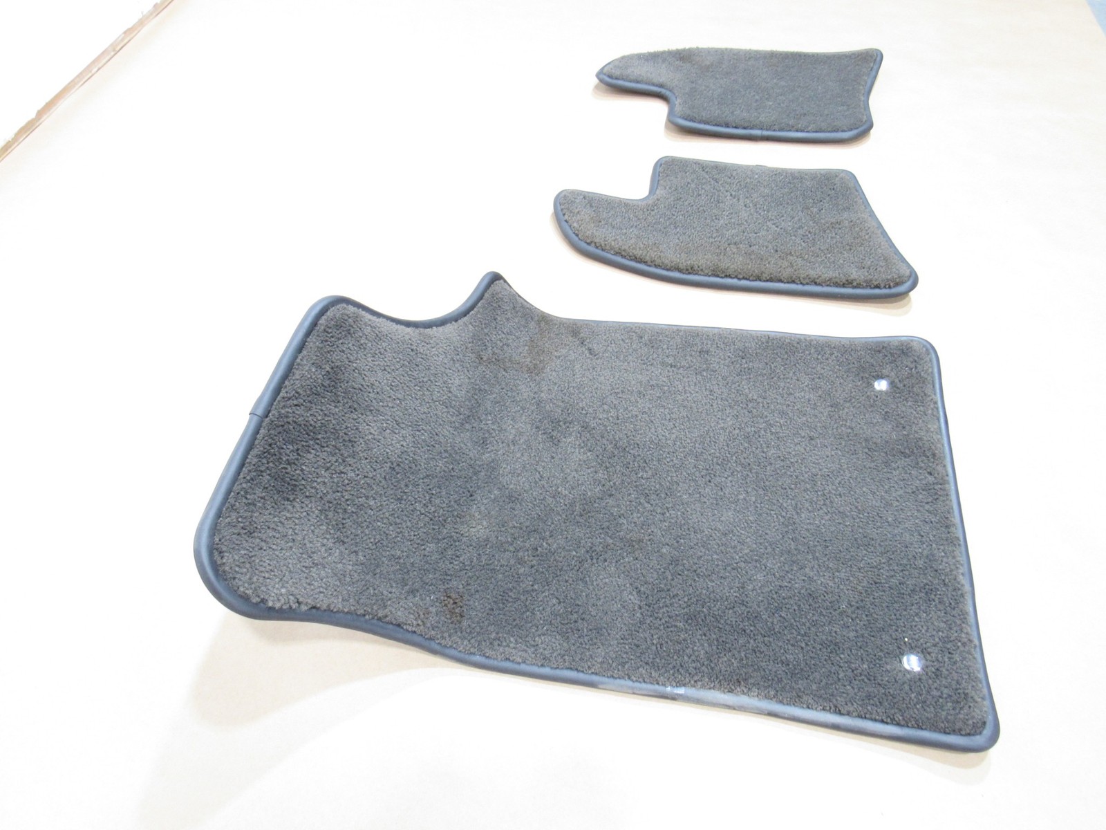 12-18 Bentley Continental GT W12 2015 Front Rear Floor Carpet Mat Set 3 PCS ; :A
