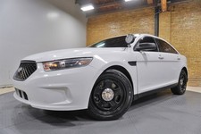 2016 Ford Police Interceptor Sedan Police FWD w/K9 Kennel