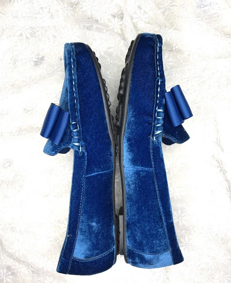 Zapatos mocasín de terciopelo rubor rosa vivo Isaac Mizrahi para mujer 6,5 W nuevos Foto 3 de 4