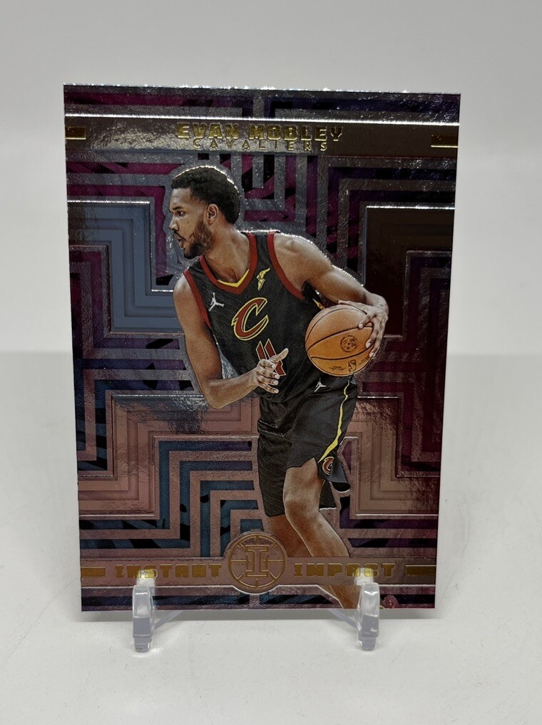 2021-22 Panini Illusions Evan Mobley Instant Impact #3 RC