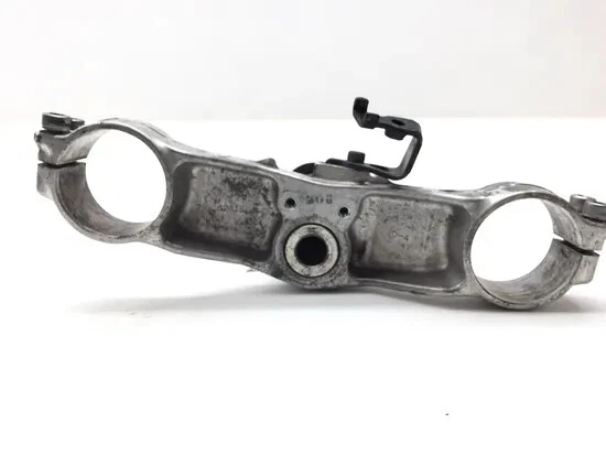 Abrazadera de horquilla inferior triple árbol inferior eje 2003 Yamaha YZF R1 2420A x Foto 4 de 4