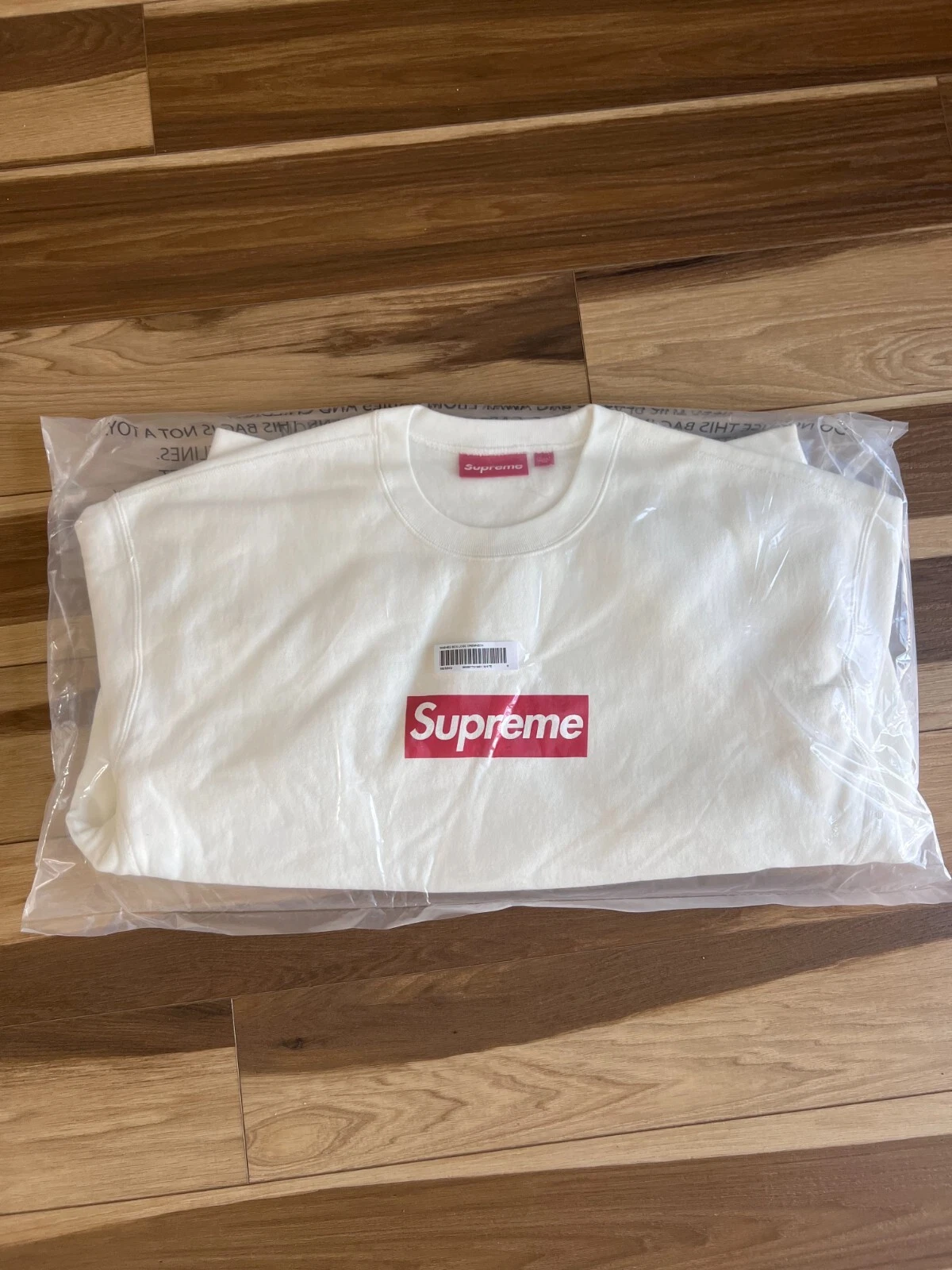 Sweat col rond Supreme Washed Box Logo   Taille Medium   Blanc   NEUF