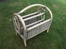 Zeitungsständer , Zeitungskorb aus Peddigrohr / Rattan, antik gebeizt