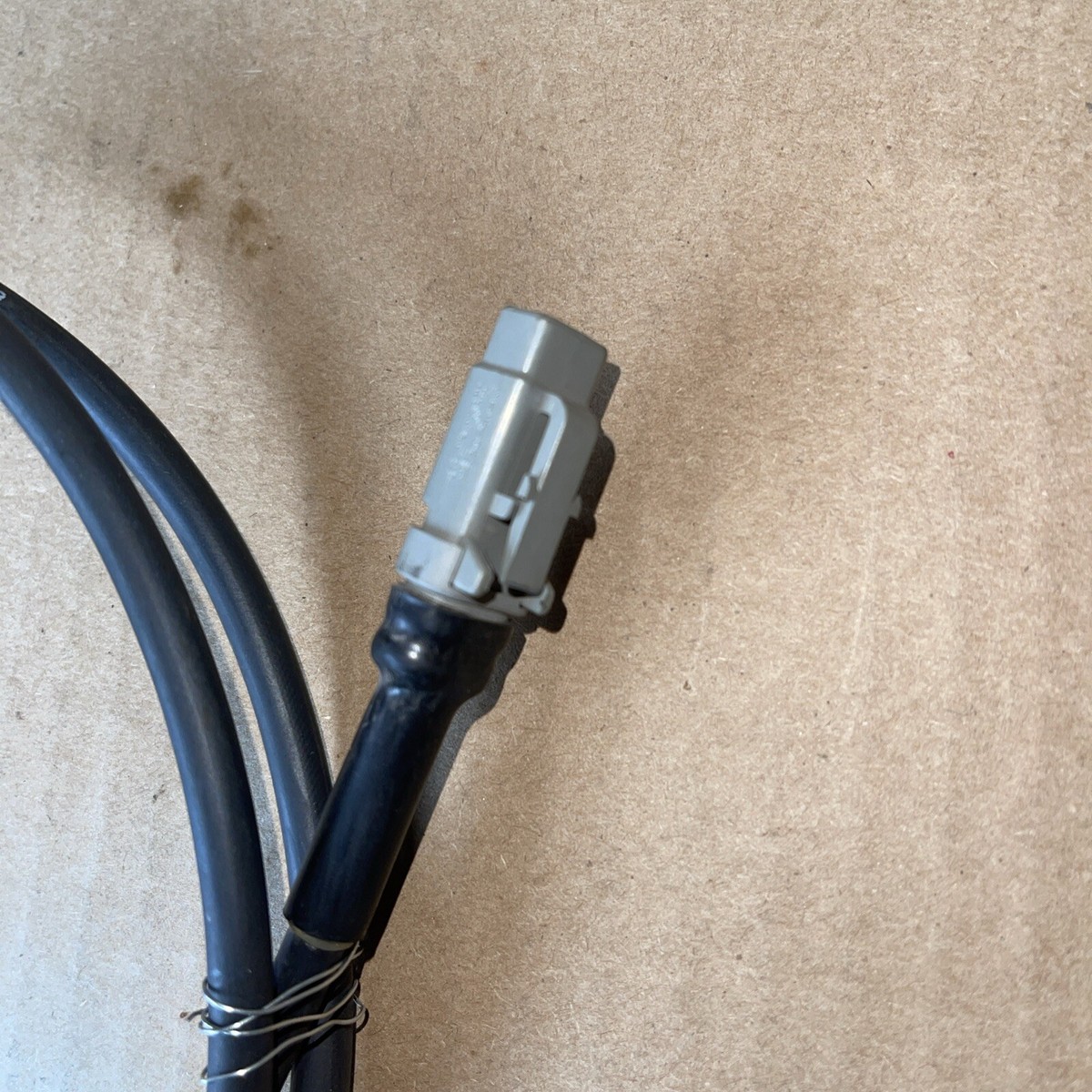 BX801546 or 5011723 New Genuine Bendix ABS Sensor | eBay