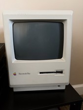 Apple Macintosh Plus 1MB Desktop Computer