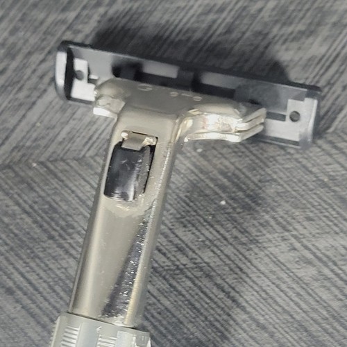 Vintage Gillette Atra MANICO ALLUMINIO 2 cartucce doppia lama girevole anni 80 scatola aperta - Foto 10 di 16