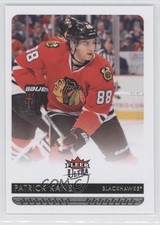 2014-15 Fleer Ultra Patrick Kane (Base: Red Sweater) #34 o6n