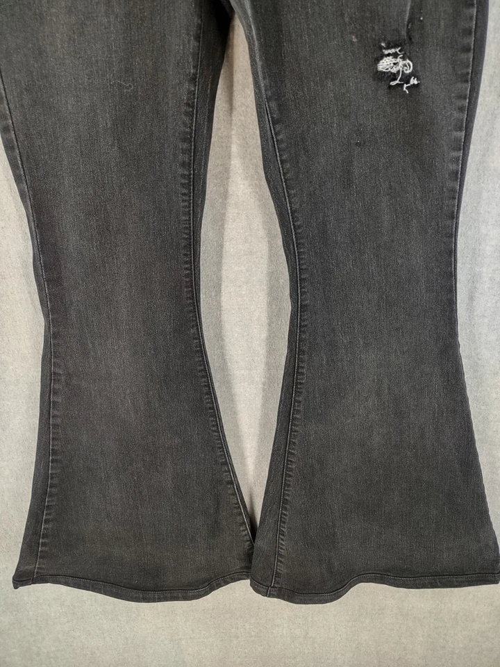 Vintage Free People Jeans Womens 27 Bell Bottoms Black Distressed Denim - Image 4 of 4