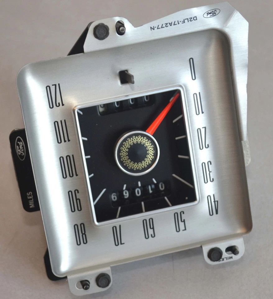 Lincoln Mark IV 1972-1976 velocímetro, odómetro/viaje 1973 1974 1975 D2LY-17255-C Foto 3 de 4