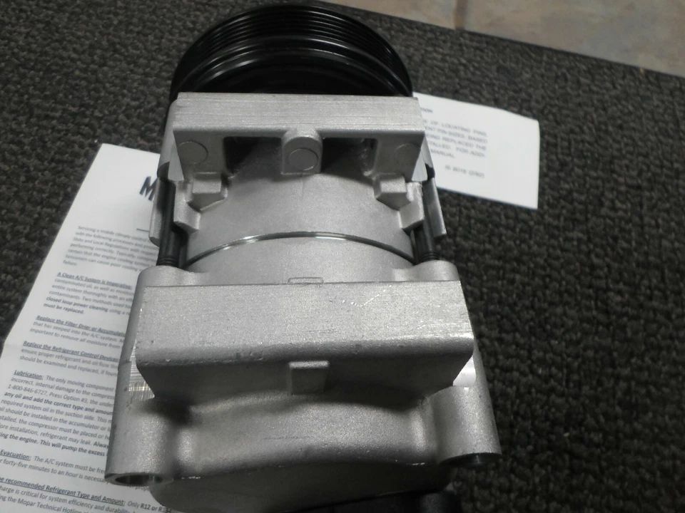 Compresor de aire acondicionado Ford Tauros 1996-2000 Magneti Marelli Mopar NOS Foto 4 de 4