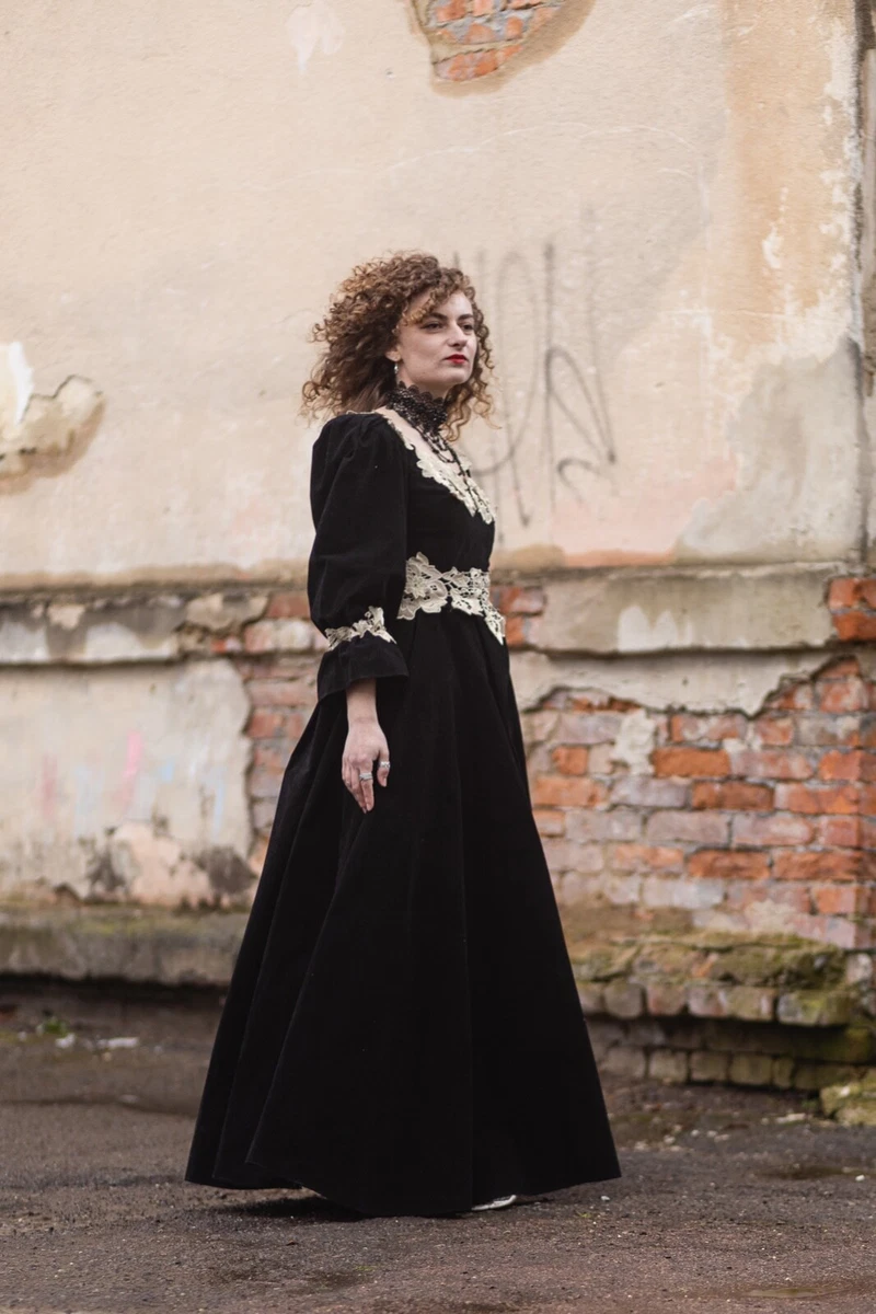Crushed velvet maxi deals dress long sleeve