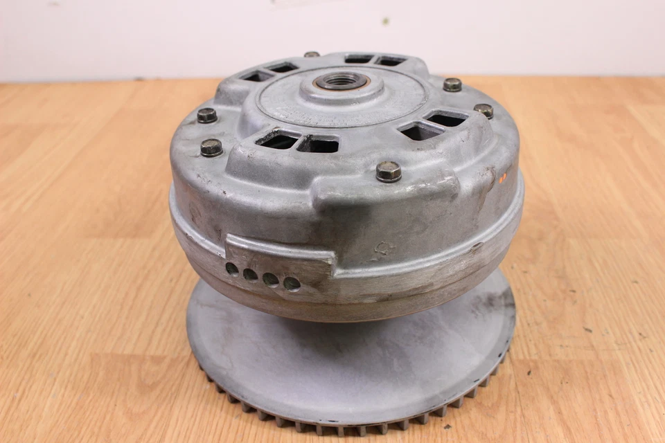 1989 YAMAHA INVITER 300 Primary Drive Clutch With Ring Gear - Image 2 of 4