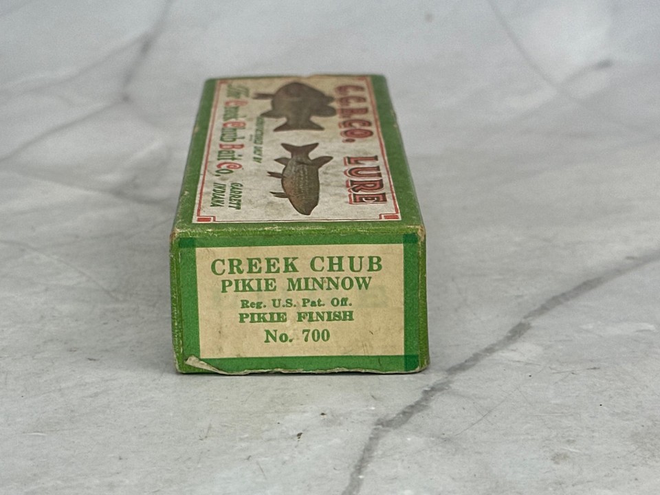 Leurre De Pêche Vintage Creek Chub Pikie En Bois Avec Yeux En Verre - Ancien