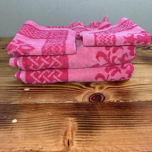 Vintage St Marys PINK Towel Set Of 4: 2 Bath 2 Wash Cloth Excellent Condition