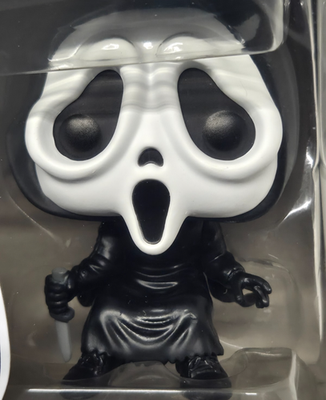 GHOST FACE - Scream - Funko POP! Movies #2002 Shelf Sitter Vinyl