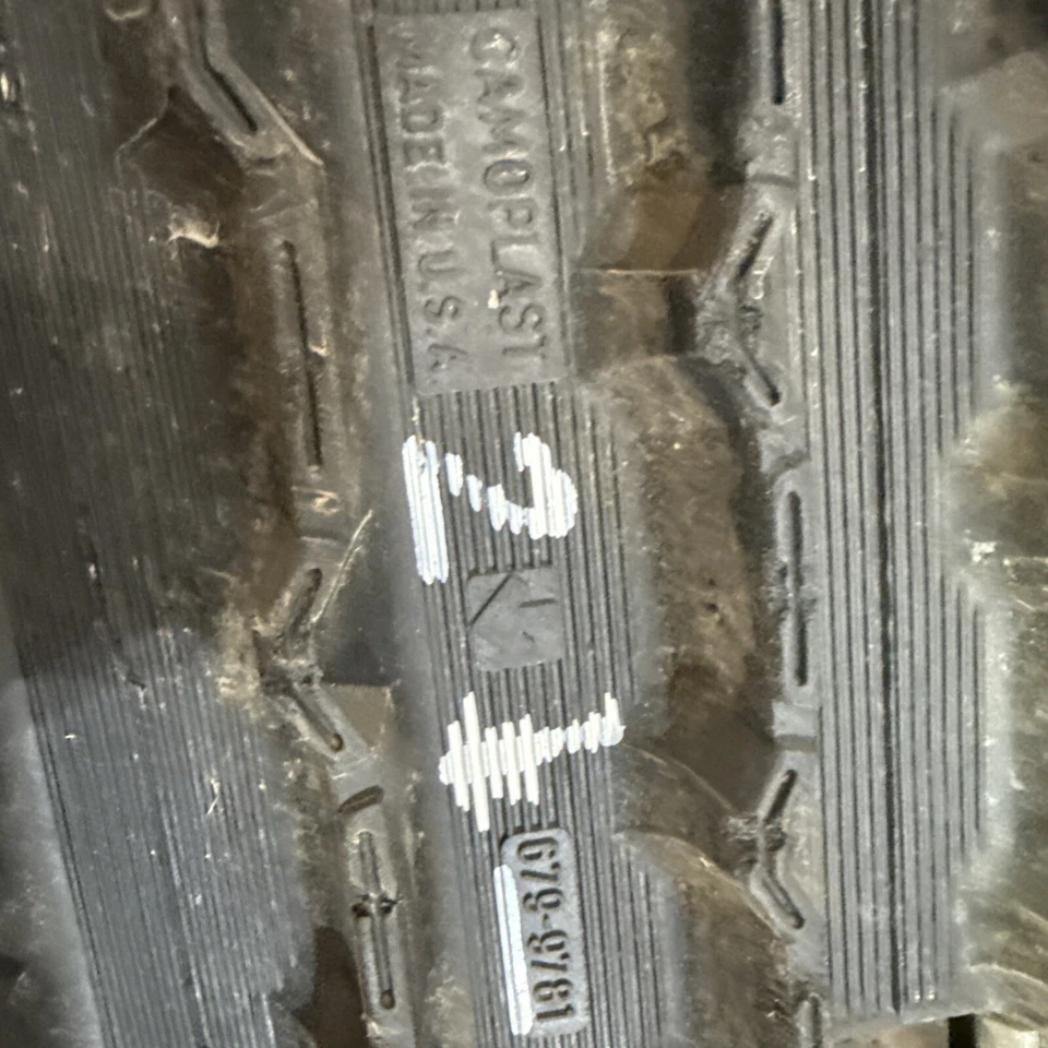 Skidoo Polaris Arctic Cat Track Camoplast Challenger 136 x 1 X 15 X 679-9781 - Image 2 of 4