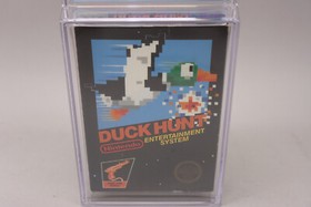 Duck Hunt Nintendo NES 1986 CIB Complete in Box w/Manual CGC Graded 8.0 9.4 Cart