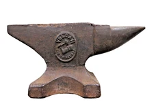 Vintage Vulcan Blacksmith Anvil - 80 Pounds
