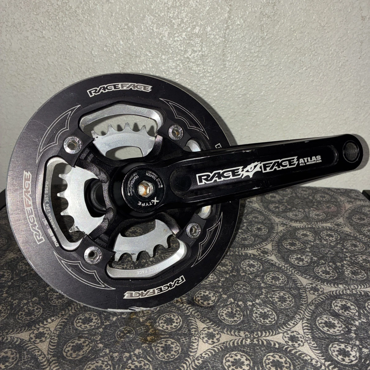 Manivelle Droite Race Face Atlas – 165mm, 34 Dents, Noir, Alu, VTT