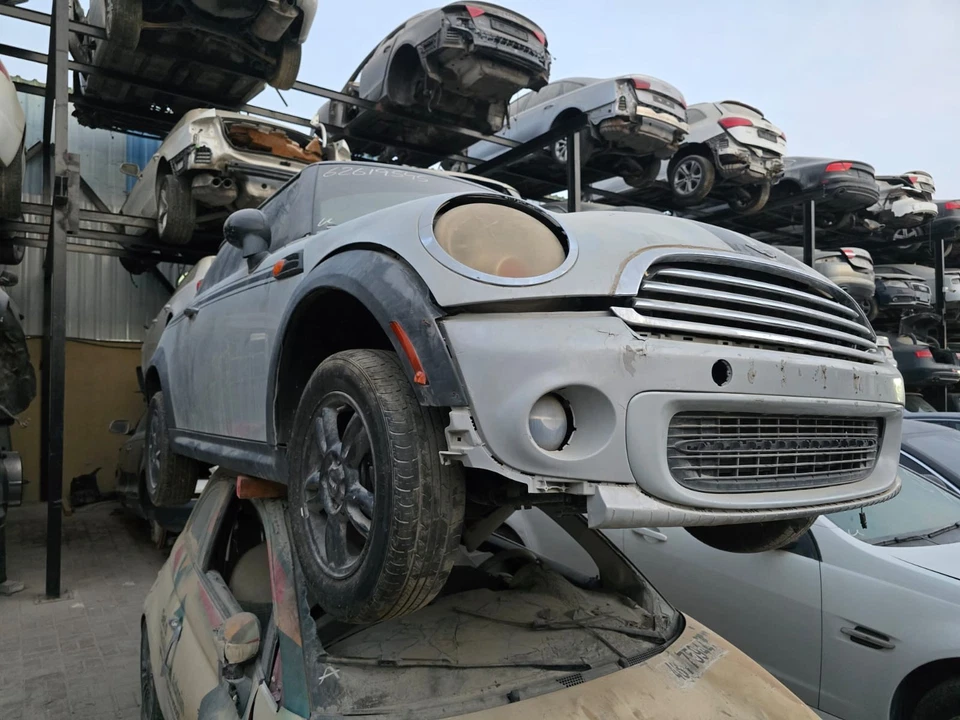 Распредвал выхлопной системы Mini Cooper 2011–2015 годов выпуска б/у от оригинального производителя 11317587754 - Изображение 3 из 4