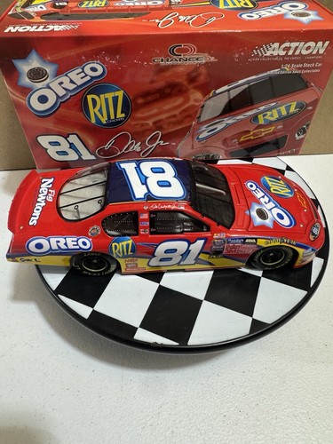 *Rare* Dale Earnhardt Jr #81 Oreo Ritz 1/24 RCCA Club Car Nascar Diecast - Picture 7 of 15