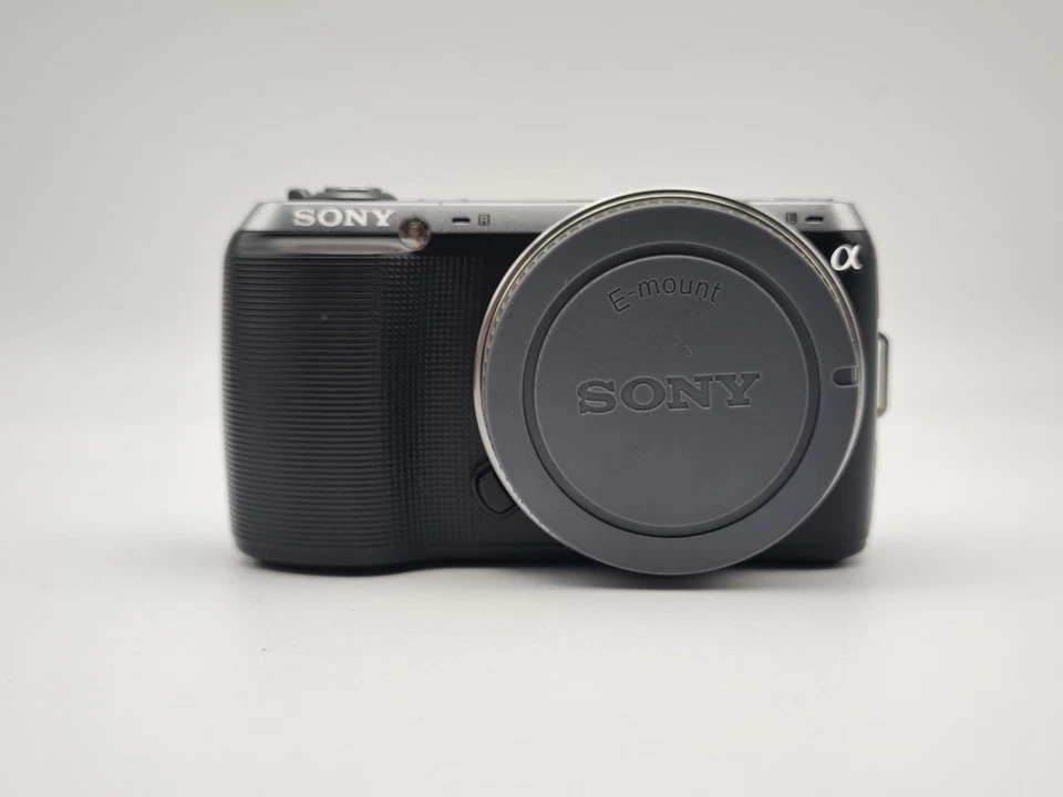 Sony NEX-C3, photo 3 of 5