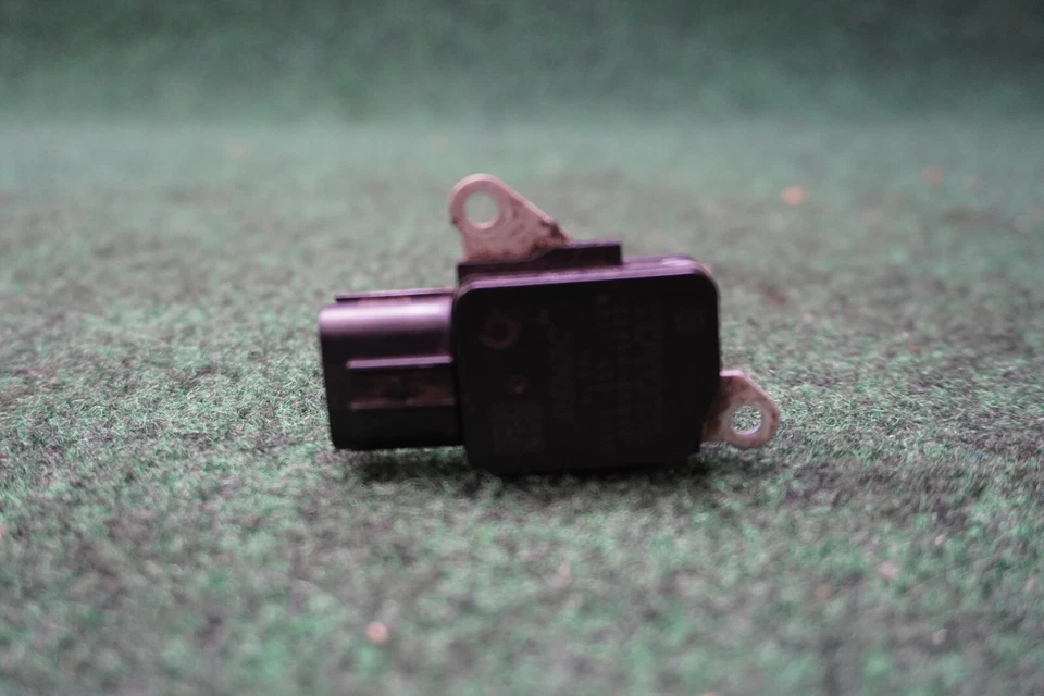 2007 LEXUS RX350 MASS AIRFLOW SENSOR OEM 222040H010 - Image 4 of 4