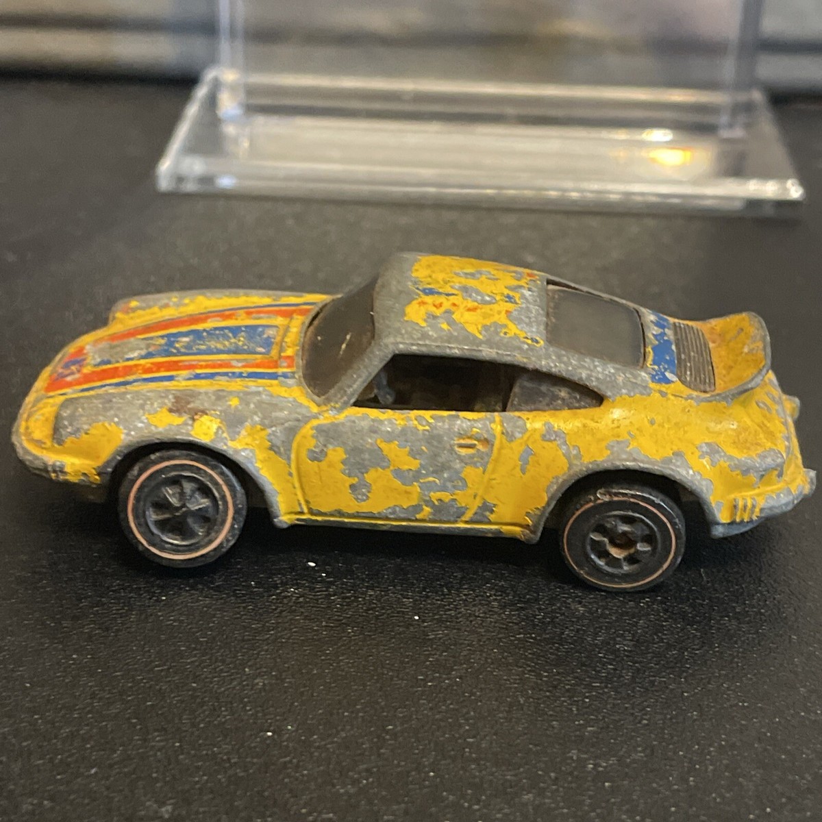 Vintage Hot Wheels Redline 1974 Porsche Carrera P-911 In Yellow