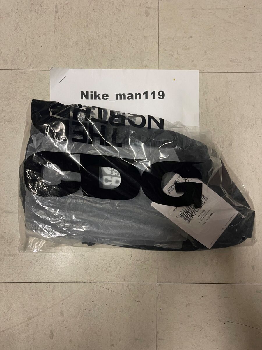North Face x CDG Explore Hip Bag 2023 Black BNIB Limited North Face x CDG Explore Hip Bag 2023 Black BNIB Limited