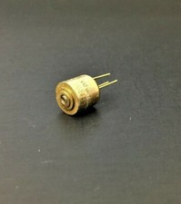 Ohmite AFR252M, 2.5K Ohm 1/4W Miniature Linear Potentiometer, Single Turn, NOS