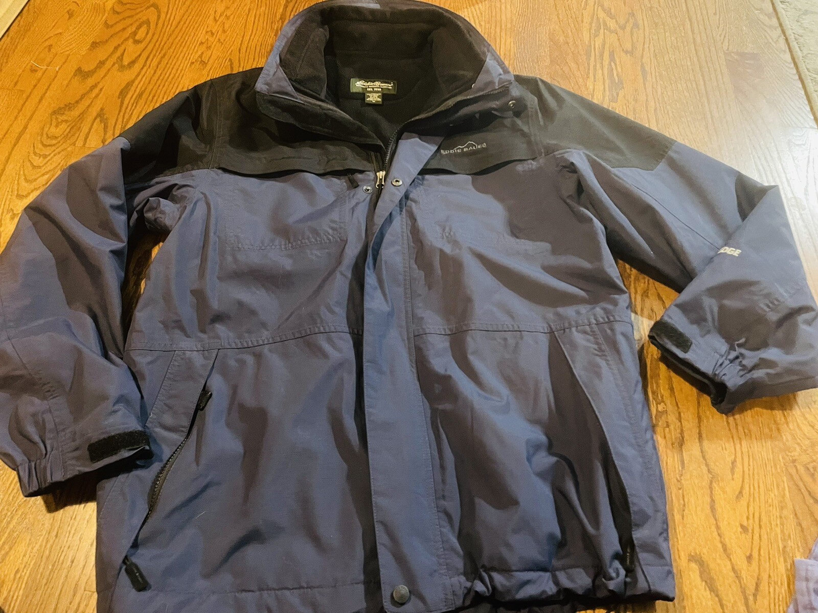 Eddie Bauer Men Jacket WPL 9647 winter outdoor Insert Sz M /L Excellent