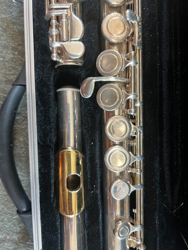 Flauta Commonhardt 50 con estuche rígido. Boquilla labial dorada, hecha en USA - Imagen 3 de 7