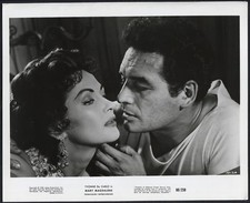 YVONNE DE CARLO JORGE MISTRAL in Mary Magdalene '60 ROMANTIC WOW