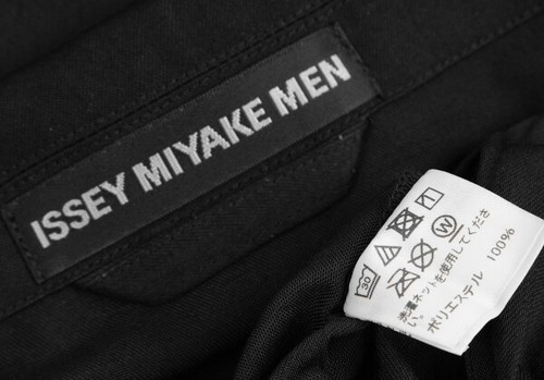 ISSEY MIYAKE MEN Poly Erased Pleats Jacket Size 4(K-124893) - Picture 12 of 12