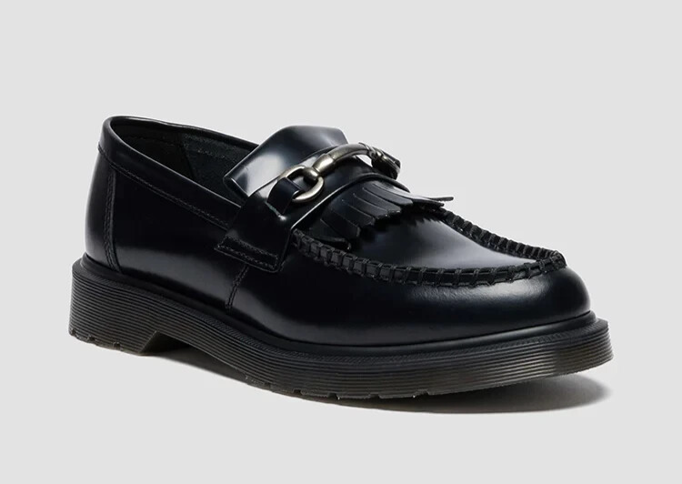 【やなら】Dr.Martens ADRIAN SNAFFLE Dr. Martens Japan exclusive ADRIAN Snaffle Loafers BLACK 42914001