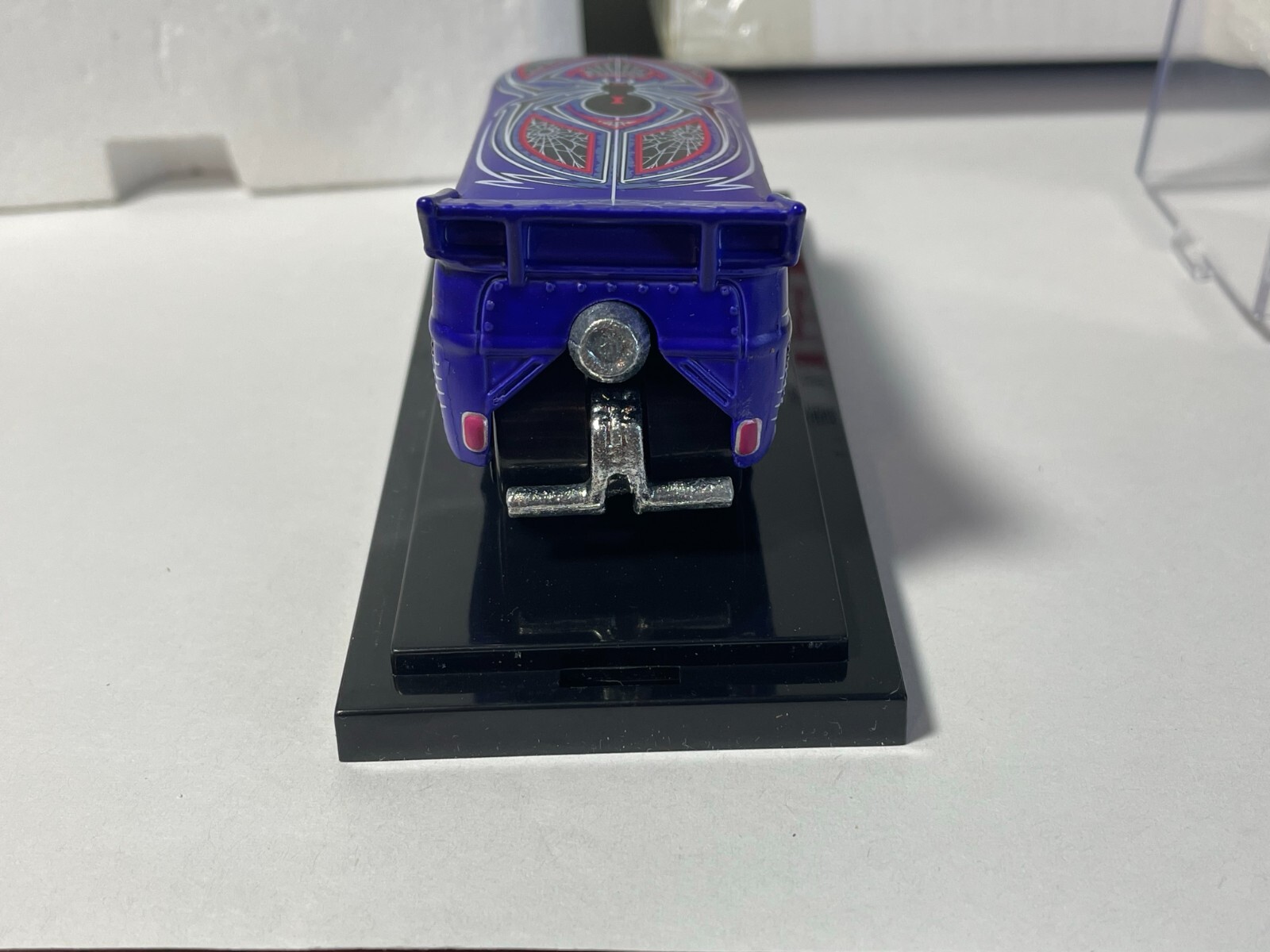 Picture 3 of 17