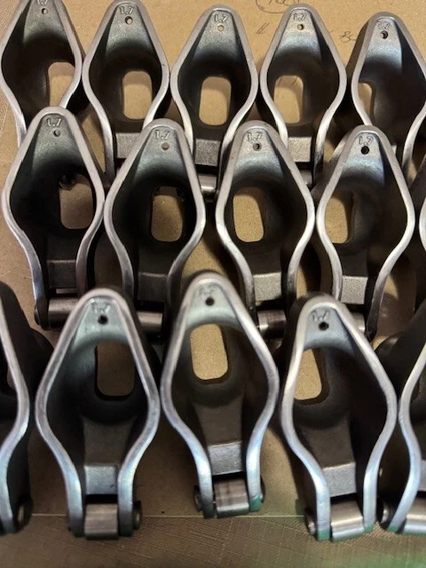 Summit Racing Cast Steel Roller Tip Rocker  141709PL BBC 454 Ford 351 Cleveland  - Image 2 of 3
