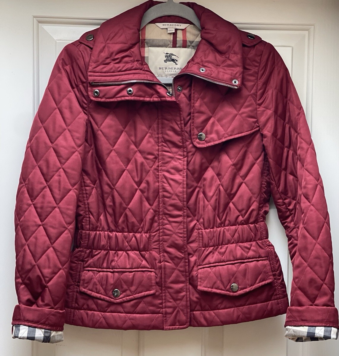 Burberry London Quilted Burgandy Woman Jacket Fitted Size Small