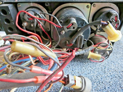 PANEL DE INSTRUMENTOS YANMAR - Imagen 4 de 8