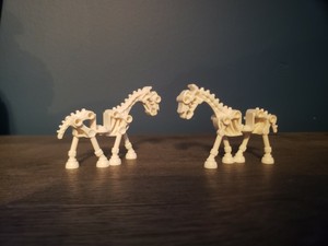 Lego Lot 2 Skeleton Horse Minifigures Zombie Bones Castle Fantasy White Ebay