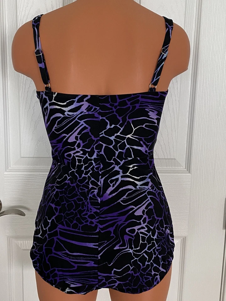 Traje de baño Croft & Barrow talla 10 púrpura/negro taza acolchada 1 pieza nuevo con etiquetas T. Foto 3 de 4