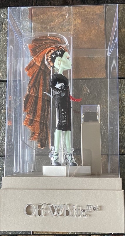 Mattel Creations Off-White Monster High Electra Melody Skullector Doll NIB Haunt