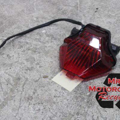 20-24 YAMAHA YZF R3 MT03 OEM REAR TAIL TAILLIGHT BACK BRAKE LIGHT L7 | eBay