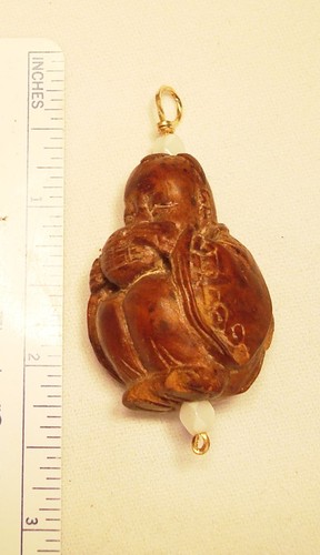 Carved Boxwood Monk Pendant, Netsuke Pendant, Wire Wrap, Vintage Netsuke #P43 - Picture 4 of 9