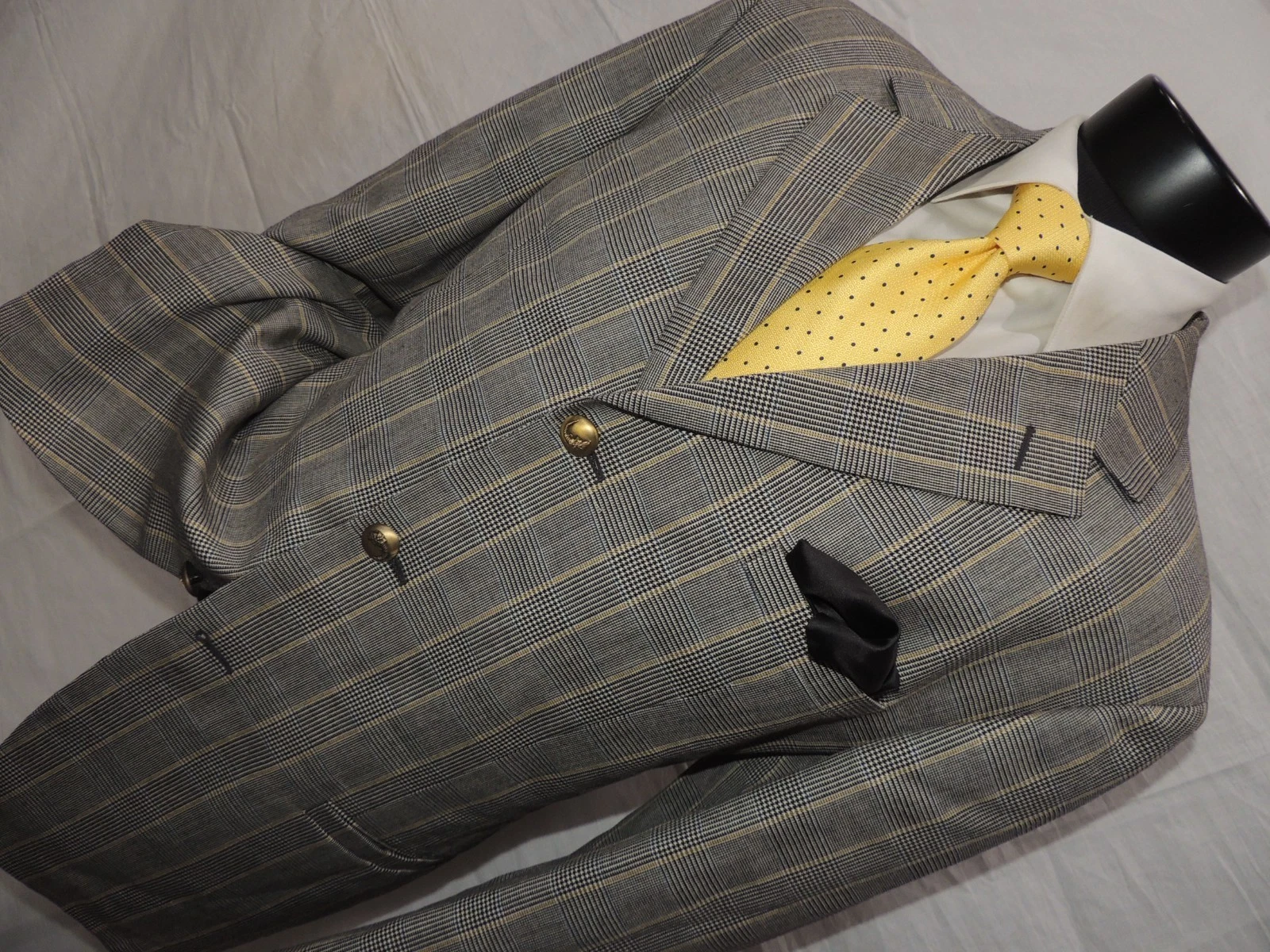 Versace — Vintage 90's  "Istante" Gianni Versace Men's Yellow Plaid Suit 42 R Pants 35X31