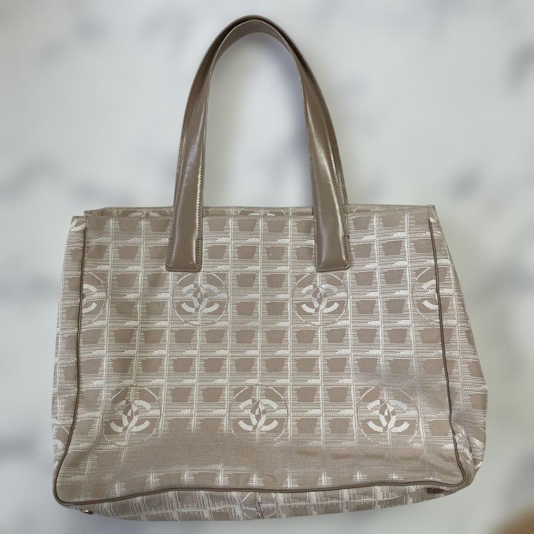 Chanel Beige Canvas Tote Bag Japanese Import Pre-Owned