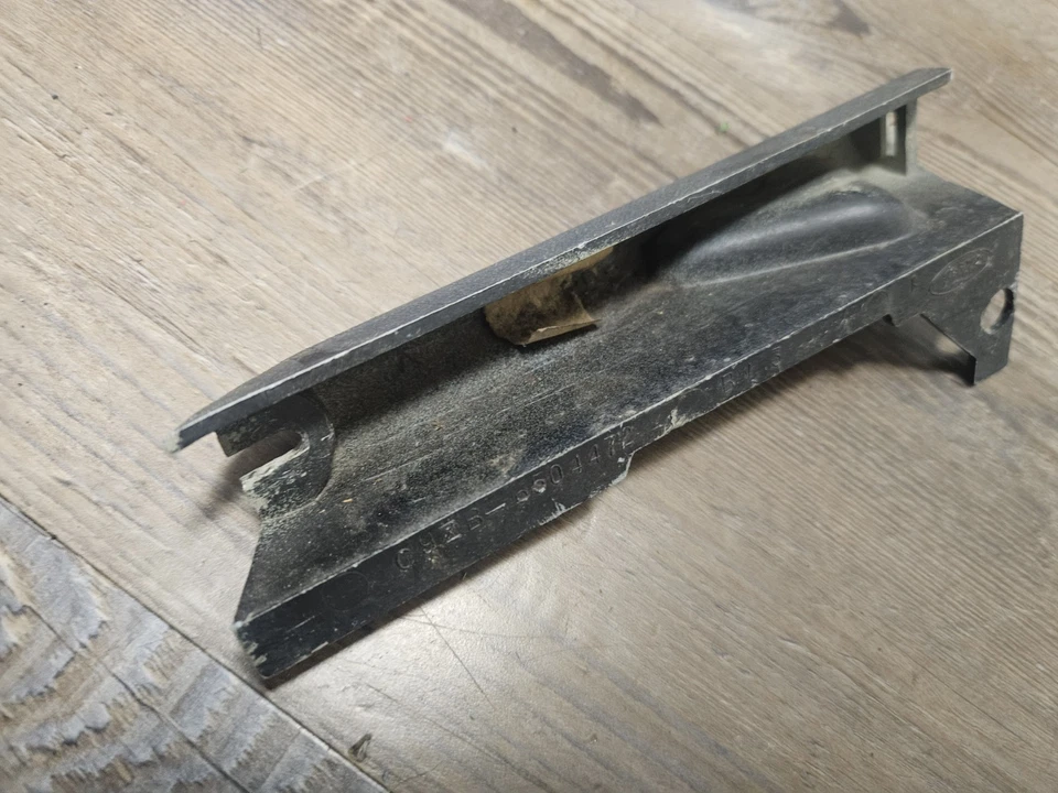 Mercury Cougar 1969 1970 y Ford Mustang Shelby Radio Trim C9ZB-6504472 OEM Foto 4 de 4