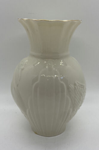 Belleek - Collectors Society #2257 - Swan Vase Renewal Piece 98’ - 5 1/4" Boxed - Picture 3 of 12